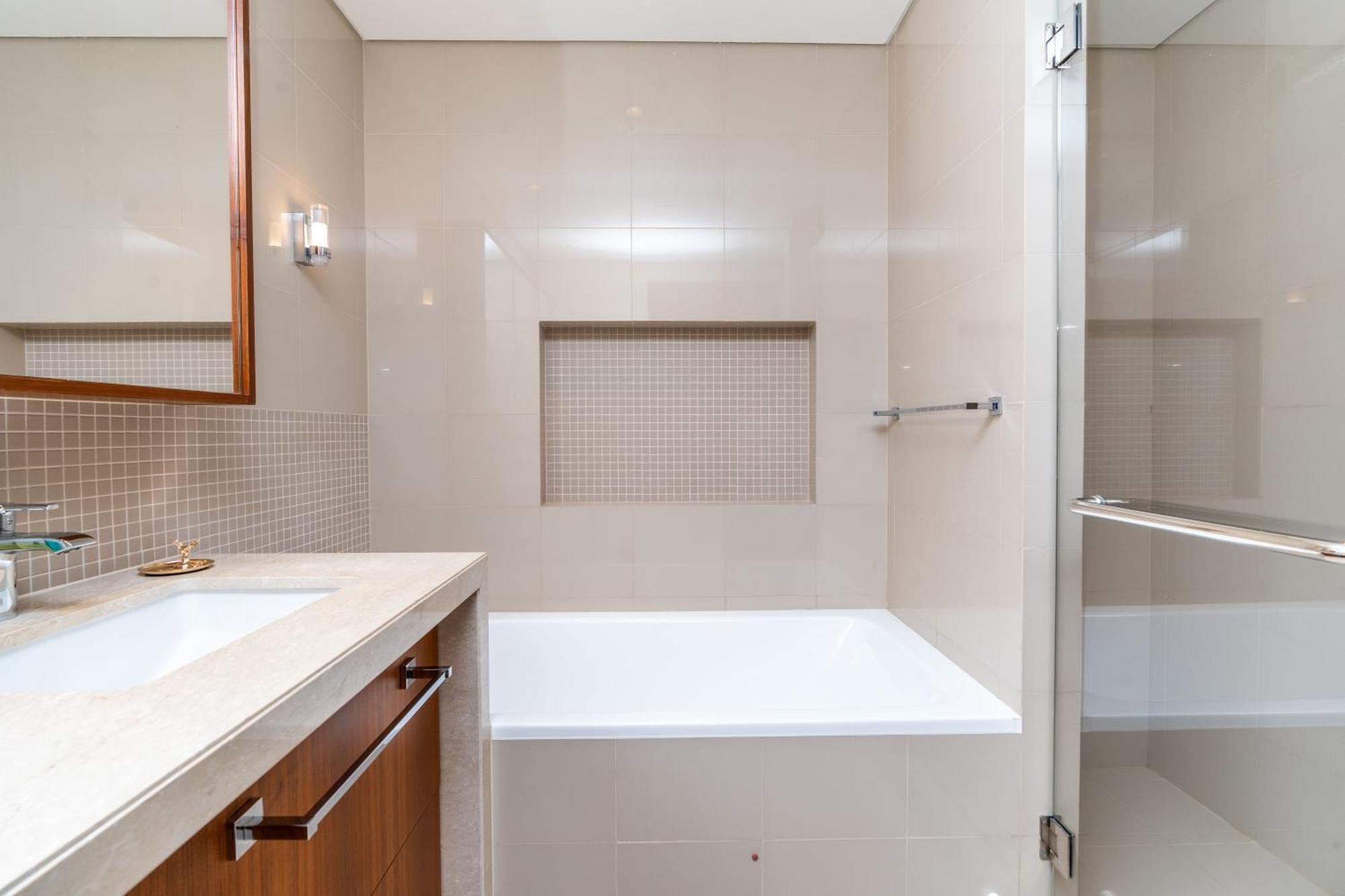 Lux Apt-Burj View Opp. Dxb Mall Ντουμπάι Εξωτερικό φωτογραφία