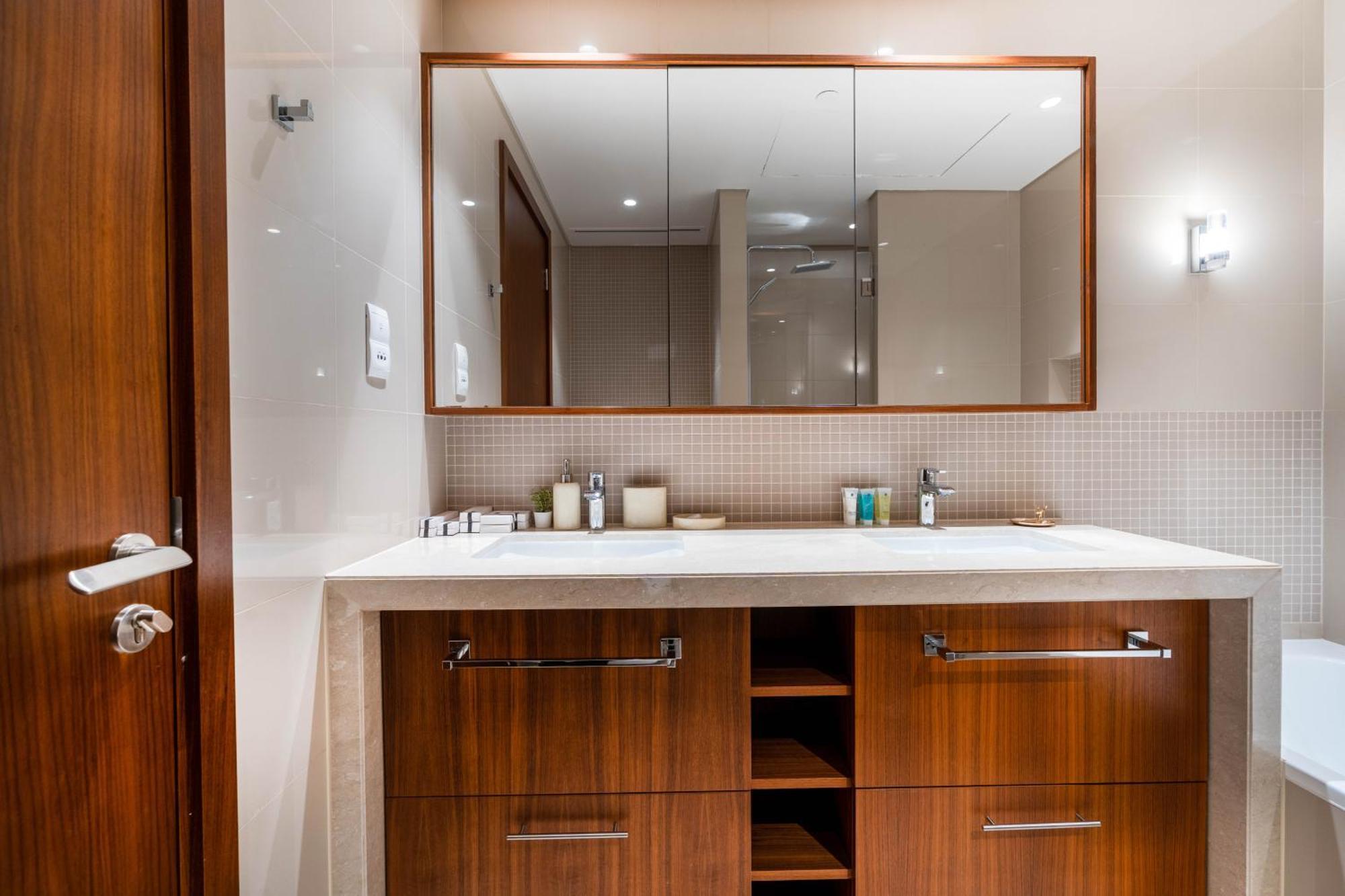 Lux Apt-Burj View Opp. Dxb Mall Ντουμπάι Εξωτερικό φωτογραφία